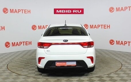 KIA Rio IV, 2018 год, 1 070 000 рублей, 6 фотография