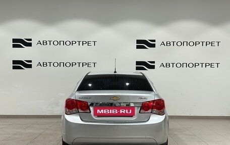Chevrolet Cruze II, 2010 год, 449 000 рублей, 6 фотография