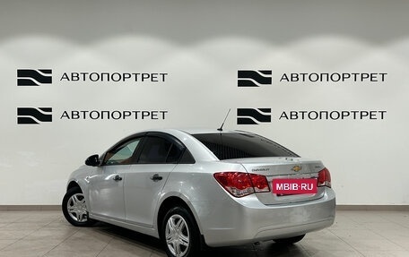Chevrolet Cruze II, 2010 год, 449 000 рублей, 5 фотография