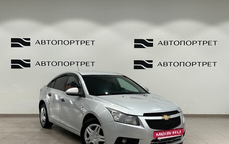 Chevrolet Cruze II, 2010 год, 449 000 рублей, 9 фотография