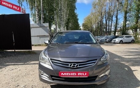 Hyundai Solaris II рестайлинг, 2016 год, 500 000 рублей, 2 фотография