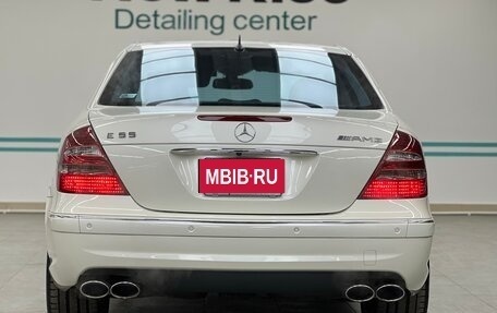 Mercedes-Benz E-Класс AMG, 2005 год, 2 500 000 рублей, 6 фотография