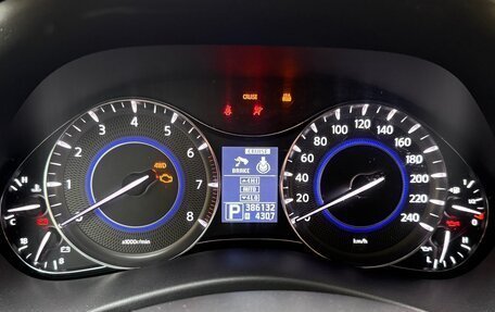 Infiniti QX56, 2011 год, 2 300 000 рублей, 15 фотография