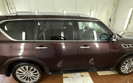 Infiniti QX56, 2011 год, 2 300 000 рублей, 6 фотография