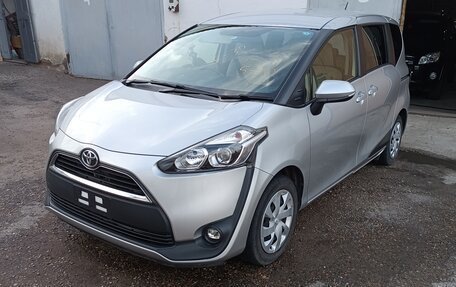 Toyota Sienta II, 2017 год, 1 700 000 рублей, 8 фотография