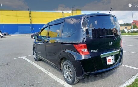 Honda Freed I, 2011 год, 1 085 000 рублей, 5 фотография