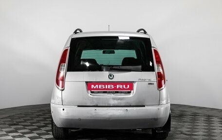 Skoda Roomster, 2009 год, 280 000 рублей, 6 фотография