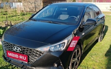 Hyundai Solaris II рестайлинг, 2020 год, 1 450 000 рублей, 1 фотография