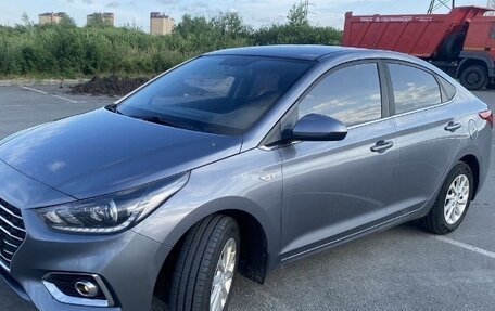 Hyundai Solaris II рестайлинг, 2017 год, 1 230 000 рублей, 2 фотография