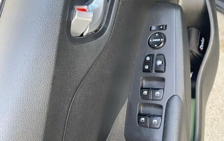 Hyundai Solaris II рестайлинг, 2017 год, 1 230 000 рублей, 9 фотография