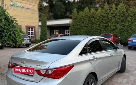 Hyundai Sonata VI, 2011 год, 1 060 000 рублей, 6 фотография