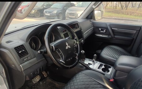 Mitsubishi Pajero IV, 2010 год, 1 600 000 рублей, 4 фотография