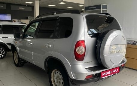 Chevrolet Niva I рестайлинг, 2010 год, 330 000 рублей, 5 фотография