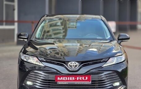 Toyota Camry, 2021 год, 2 800 000 рублей, 9 фотография