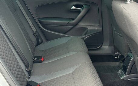Volkswagen Polo VI (EU Market), 2018 год, 1 099 000 рублей, 19 фотография