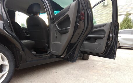 Ford Focus II рестайлинг, 2005 год, 400 000 рублей, 11 фотография