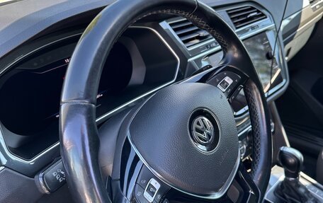 Volkswagen Tiguan II, 2018 год, 2 500 000 рублей, 10 фотография