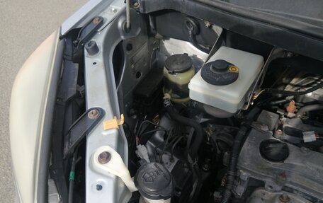 Toyota Voxy II, 2004 год, 1 100 000 рублей, 8 фотография
