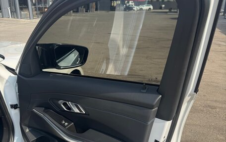 BMW 3 серия, 2019 год, 3 600 000 рублей, 19 фотография