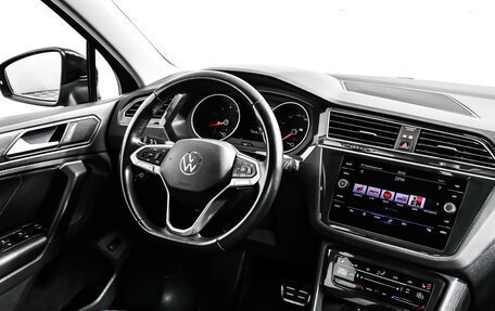 Volkswagen Tiguan II, 2021 год, 2 400 000 рублей, 9 фотография