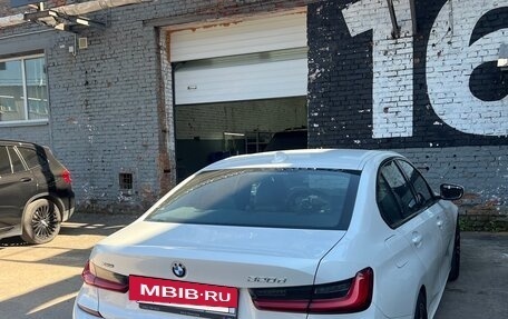 BMW 3 серия, 2019 год, 2 800 000 рублей, 19 фотография