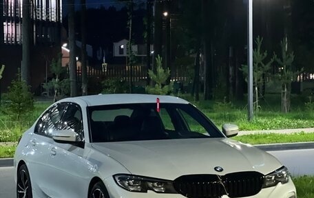 BMW 3 серия, 2019 год, 2 800 000 рублей, 12 фотография