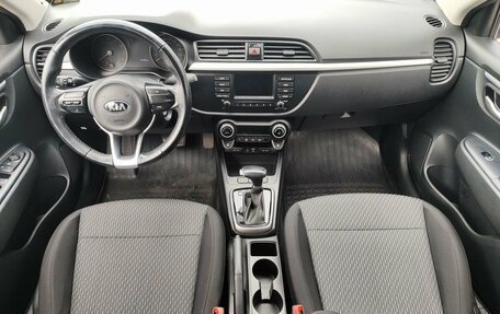 KIA Rio IV, 2017 год, 1 369 000 рублей, 10 фотография