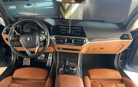 BMW 3 серия, 2019 год, 3 000 000 рублей, 10 фотография
