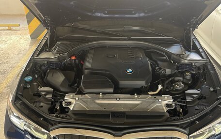 BMW 3 серия, 2019 год, 3 000 000 рублей, 8 фотография