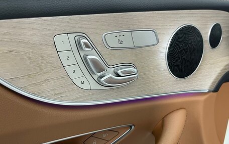 Mercedes-Benz E-Класс, 2019 год, 3 749 000 рублей, 25 фотография