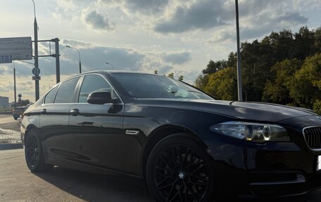 BMW 5 серия, 2015 год, 1 850 000 рублей, 8 фотография