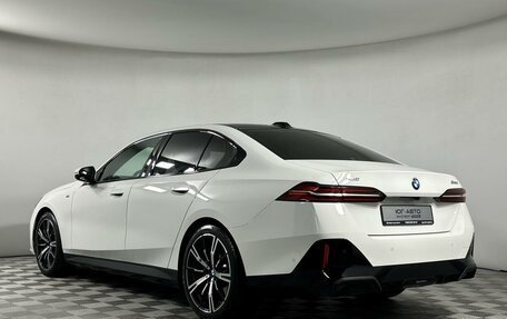 BMW 5 серия, 2023 год, 7 299 000 рублей, 6 фотография