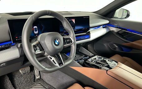 BMW 5 серия, 2023 год, 7 299 000 рублей, 12 фотография
