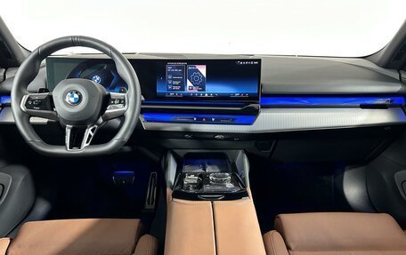 BMW 5 серия, 2023 год, 7 299 000 рублей, 15 фотография