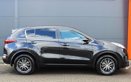 KIA Sportage IV рестайлинг, 2018 год, 1 899 000 рублей, 3 фотография