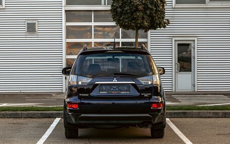 Mitsubishi Outlander III рестайлинг 3, 2011 год, 995 000 рублей, 5 фотография