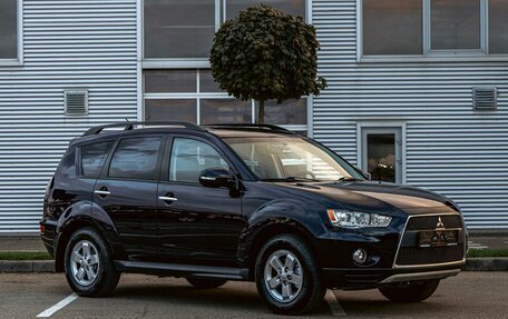 Mitsubishi Outlander III рестайлинг 3, 2011 год, 995 000 рублей, 3 фотография