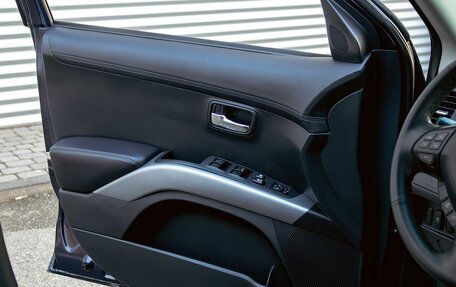 Mitsubishi Outlander III рестайлинг 3, 2011 год, 995 000 рублей, 12 фотография