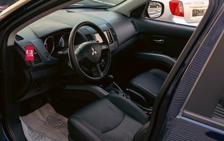 Mitsubishi Outlander III рестайлинг 3, 2011 год, 995 000 рублей, 13 фотография