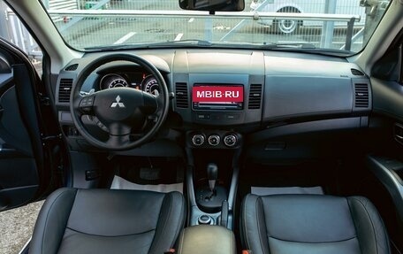 Mitsubishi Outlander III рестайлинг 3, 2011 год, 995 000 рублей, 16 фотография