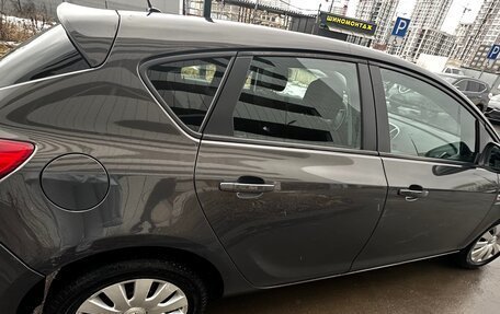 Opel Astra J, 2014 год, 870 000 рублей, 18 фотография