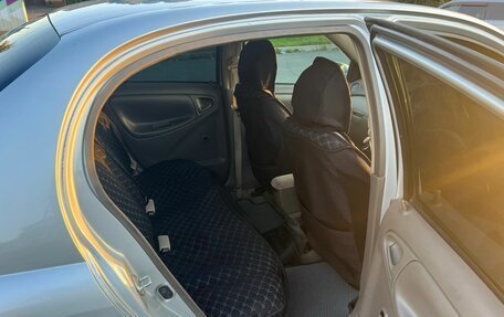 Toyota Platz, 2002 год, 499 999 рублей, 12 фотография