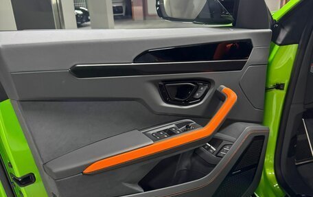 Lamborghini Urus I, 2025 год, 39 900 000 рублей, 18 фотография