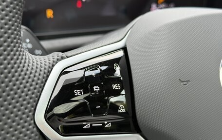 Volkswagen Tiguan, 2025 год, 4 599 000 рублей, 16 фотография