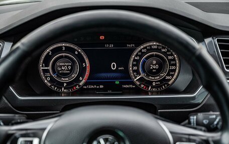 Volkswagen Tiguan II, 2017 год, 2 400 000 рублей, 18 фотография