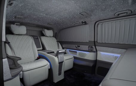Mercedes-Benz V-Класс, 2025 год, 31 000 000 рублей, 3 фотография