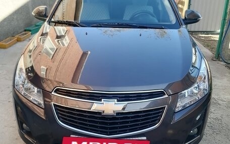 Chevrolet Cruze II, 2014 год, 1 100 000 рублей, 2 фотография