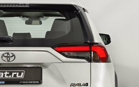 Toyota RAV4, 2024 год, 4 590 000 рублей, 10 фотография