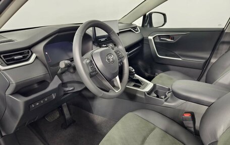 Toyota RAV4, 2024 год, 4 590 000 рублей, 18 фотография