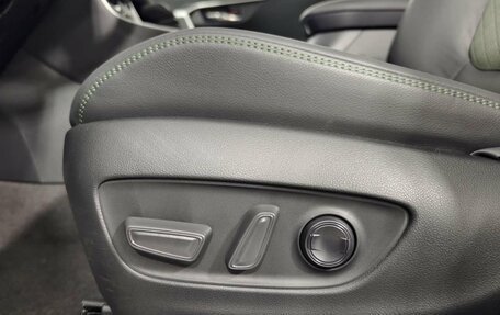 Toyota RAV4, 2024 год, 4 590 000 рублей, 28 фотография